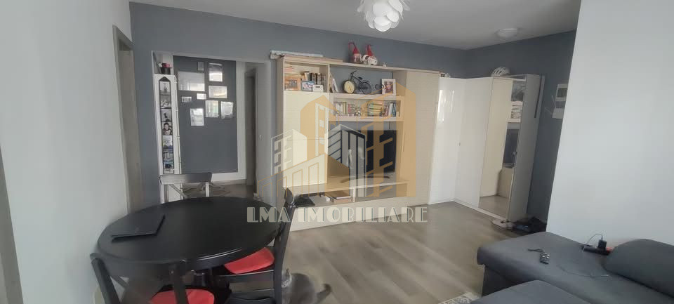 Apartament 3 camere in Sanpetru langa Street Mall