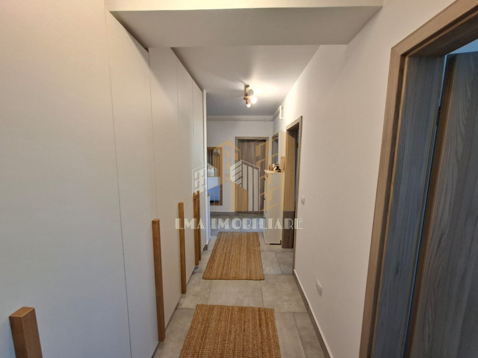 Apartament 2 camere 2 bai decomandat Complex Grandis Tractoru Brasov