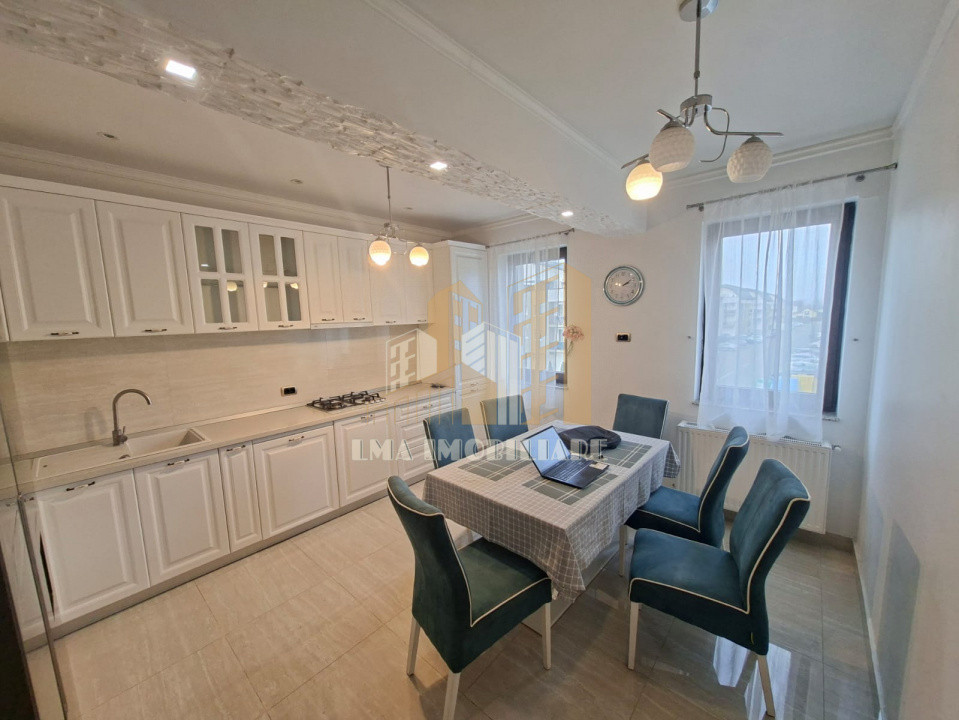 Apartament 3 camere Isaran Tractoru Brasov