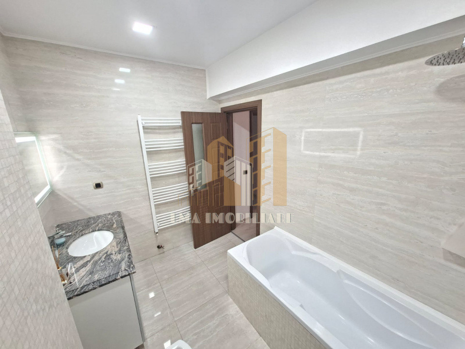 Apartament 3 camere Isaran Tractoru Brasov