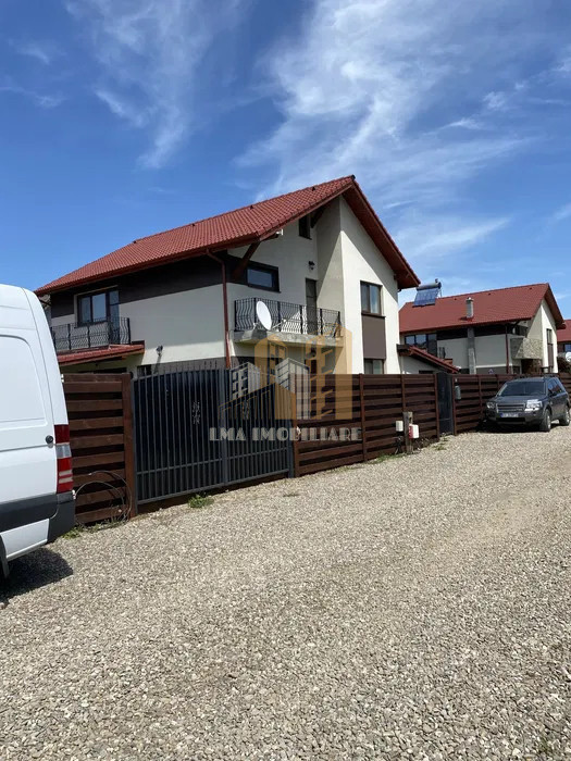 Casa individuala Cartier Izvor Tarlungeni Brasov