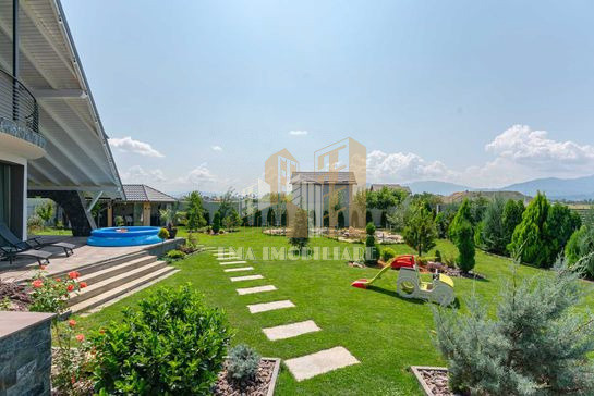 Casa individuala Sanpetru Brasov Independenta energetic