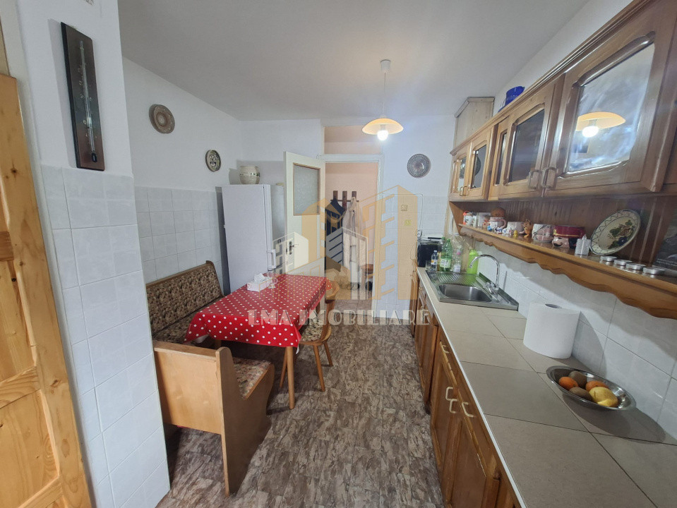 Apartament 3 camere Strada Gloriei Tractoru Brasov