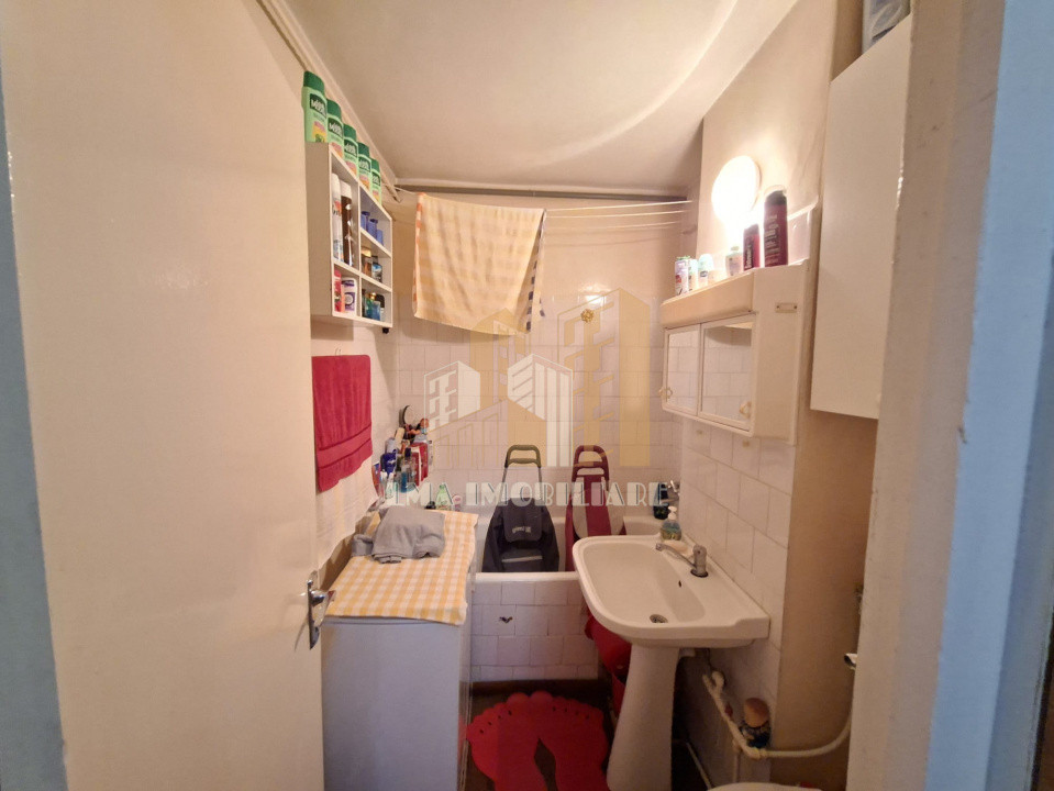 Garsoniera Tractorul Brasov 13 Decembrie 