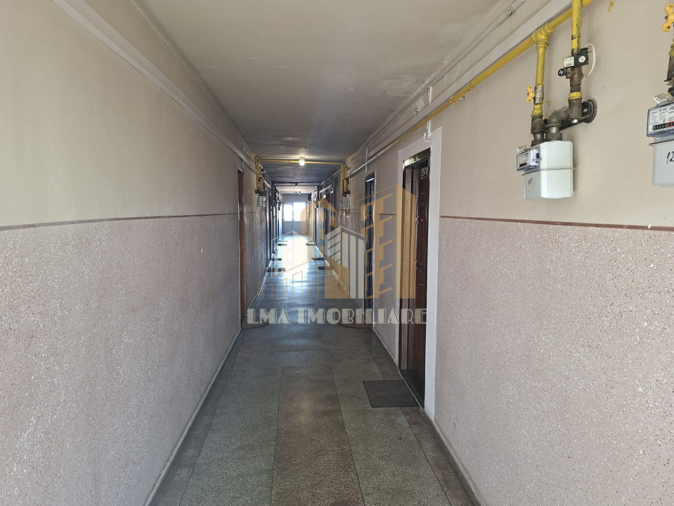 Garsoniera Tractorul Brasov 13 Decembrie 