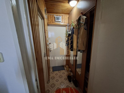 Garsoniera Tractorul Brasov 13 Decembrie 