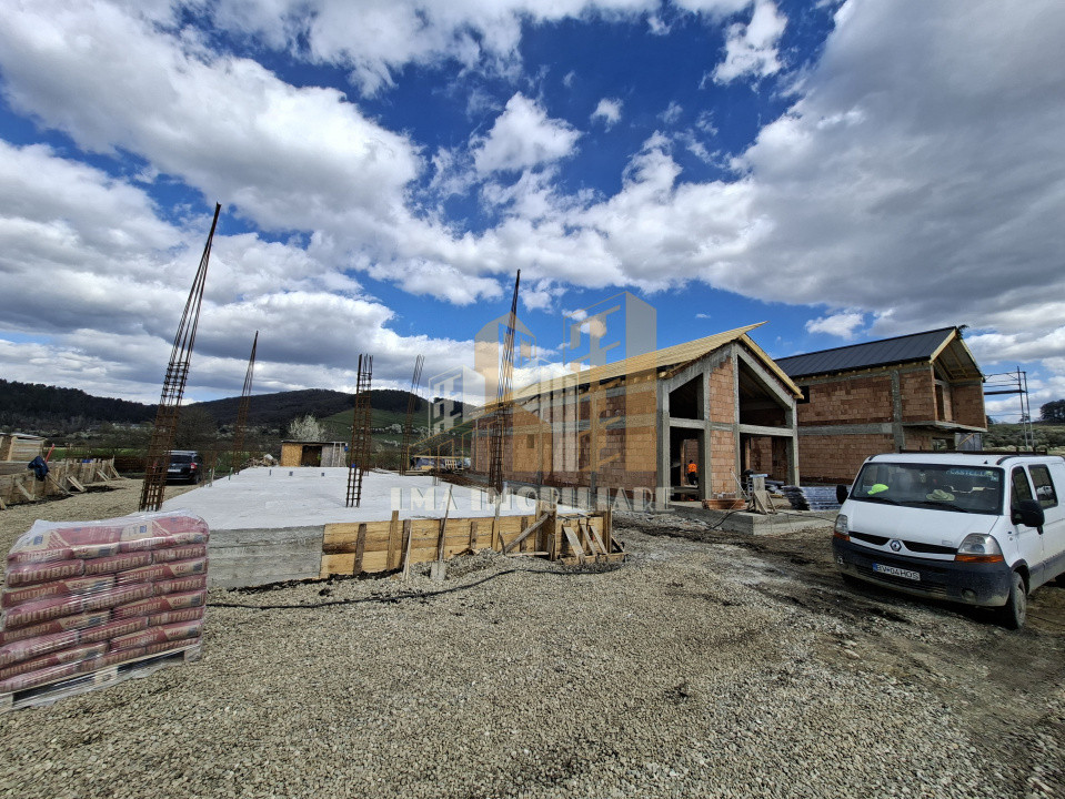 Casa individuala dispusa pe parter Sanpetru Brasov zona Lempes