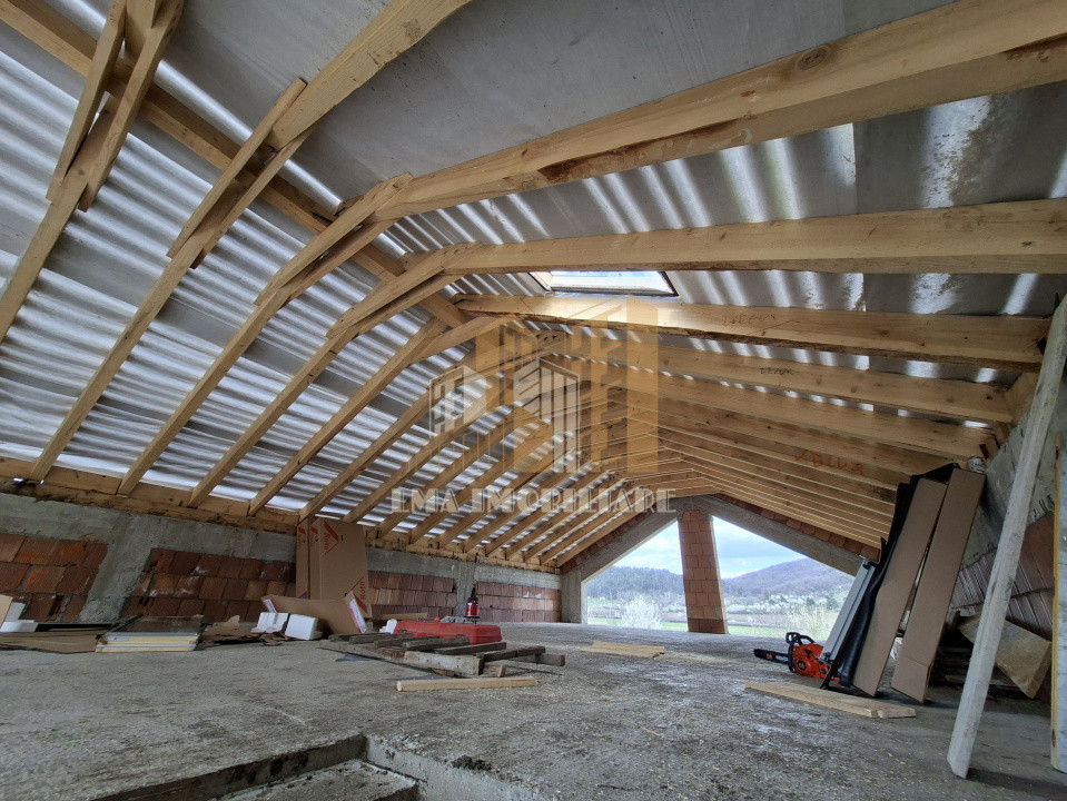 Casa individuala dispusa pe parter Sanpetru Brasov zona Lempes