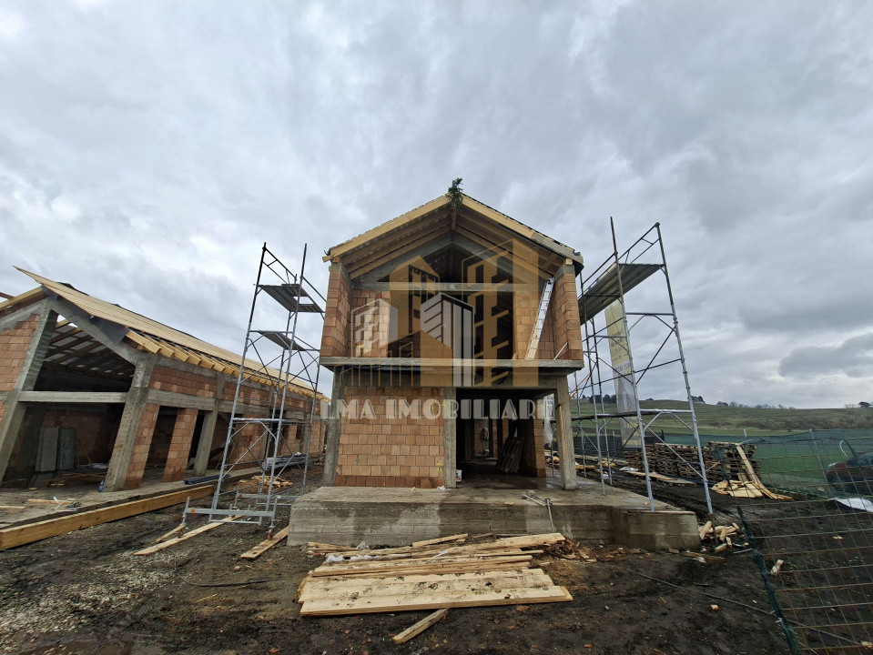 Casa individuala parter plus etaj Sanpetru Brasov zona Lempes