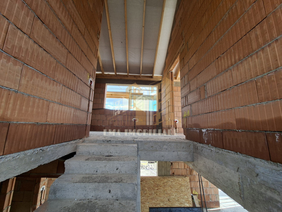 Casa individuala parter plus etaj Sanpetru Brasov zona Lempes