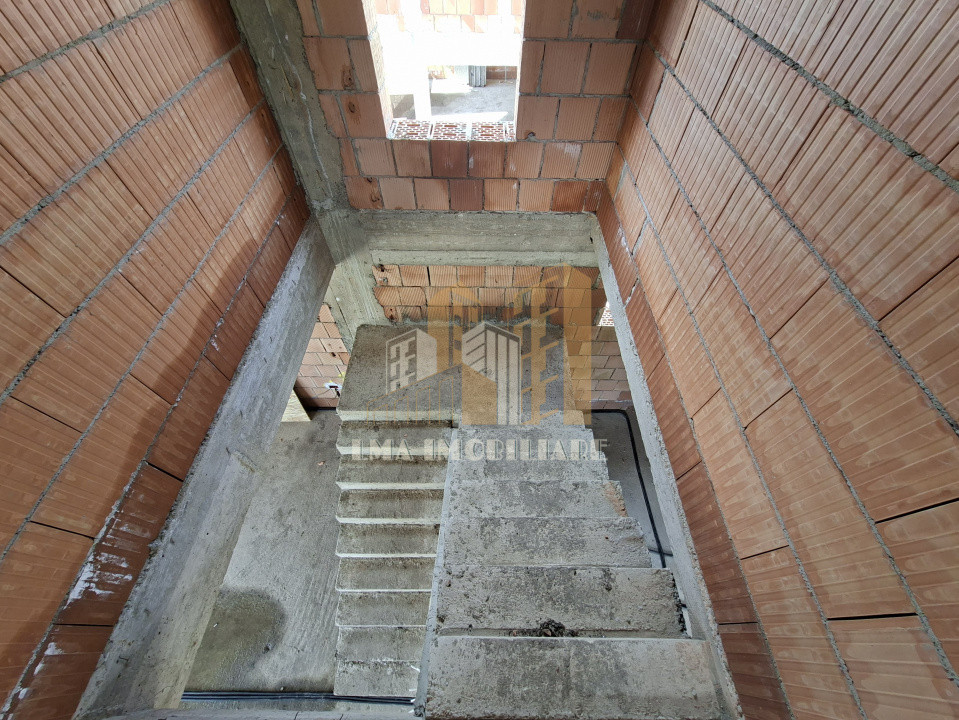 Casa individuala parter plus etaj Sanpetru Brasov zona Lempes