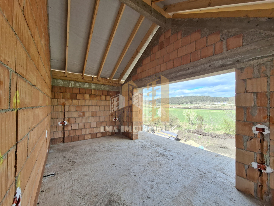 Casa individuala parter plus etaj Sanpetru Brasov zona Lempes