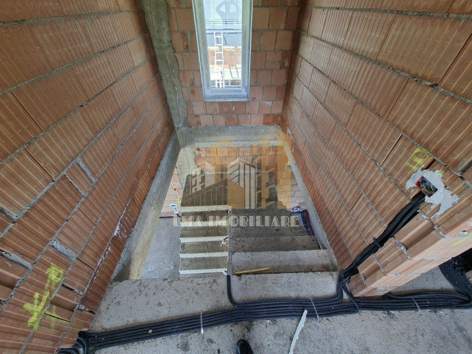 Casa individuala parter plus etaj Sanpetru Brasov zona Lempes