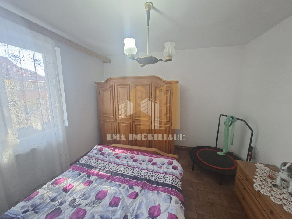 Apartament 2 camere circular Busteni Cezar Petrescu