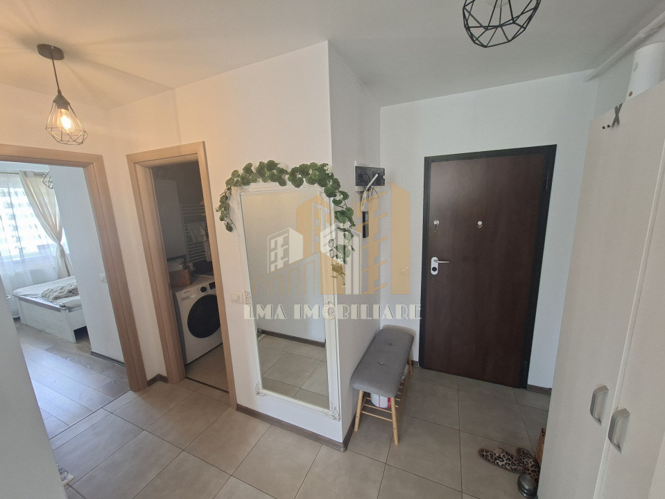 Apartament doua camere zona Tractorul Complex Top City Brasov