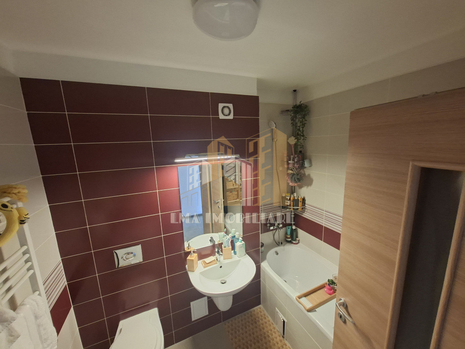 Apartament doua camere zona Tractorul Complex Top City Brasov