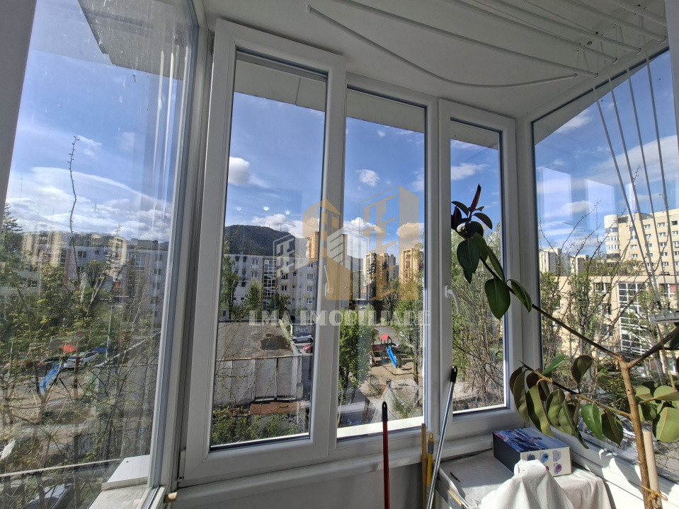 Apartament 2 camere decomandat 9 Mai Brasov  Centrul Civic