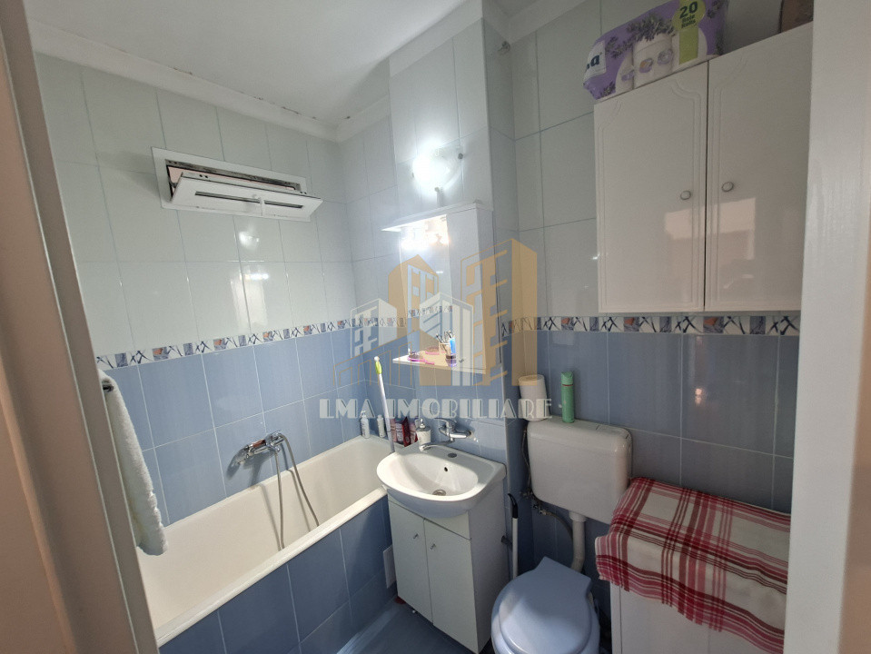 Apartament 2 camere decomandat 9 Mai Brasov  Centrul Civic