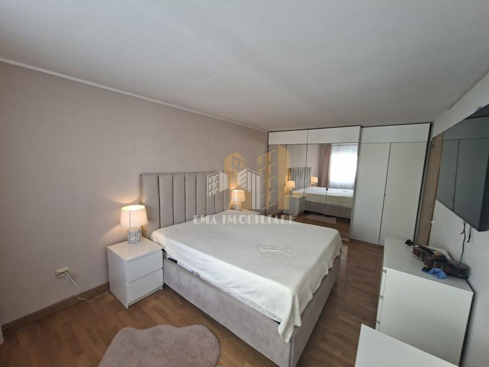 Apartament 2 camere openspace Bulevardul Grivitei Brasov