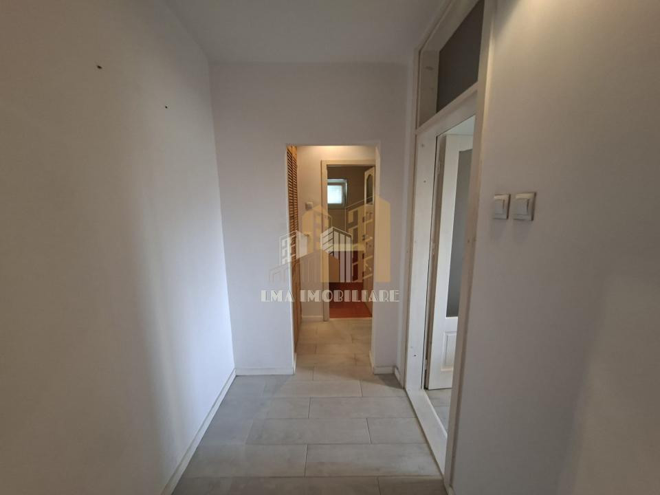 Apartament 2 camere decomandat Faget Brasov